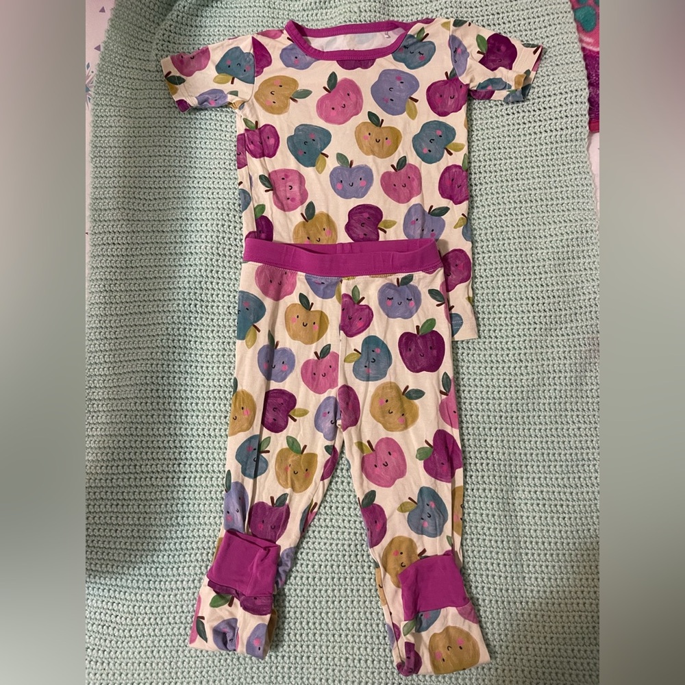 Little Sleepies Apple Print Toddler Pajamas Size 2T